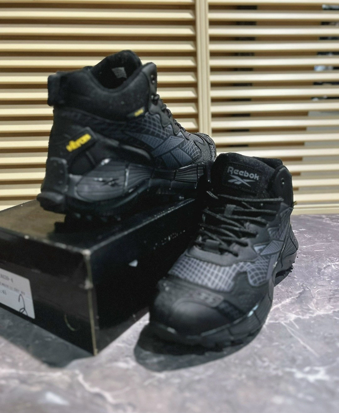 зимние кроссовки reebok zig kinetica,зимние кроссовки reebok,кроссовки мужские reebok,кроссовки,кроссовки мужские зимние reebok