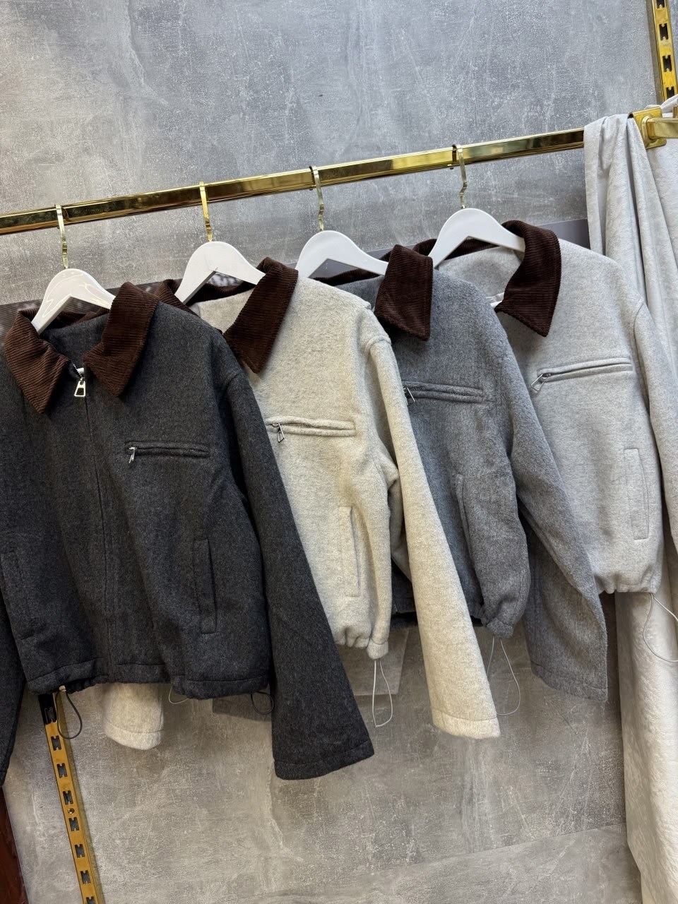 бомбер куртка,куртка повседневная,куртка женская,короткая куртка,куртка