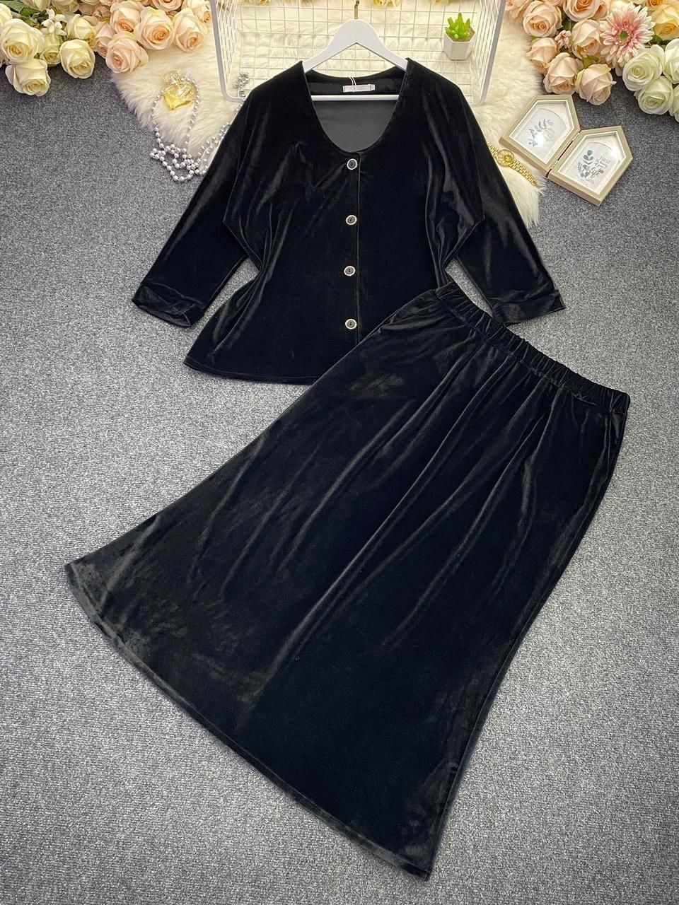 женские костюмы больших размеров,костюм велюровый большие размеры,велюровый костюм,костюм женский тройка,женские костюмы