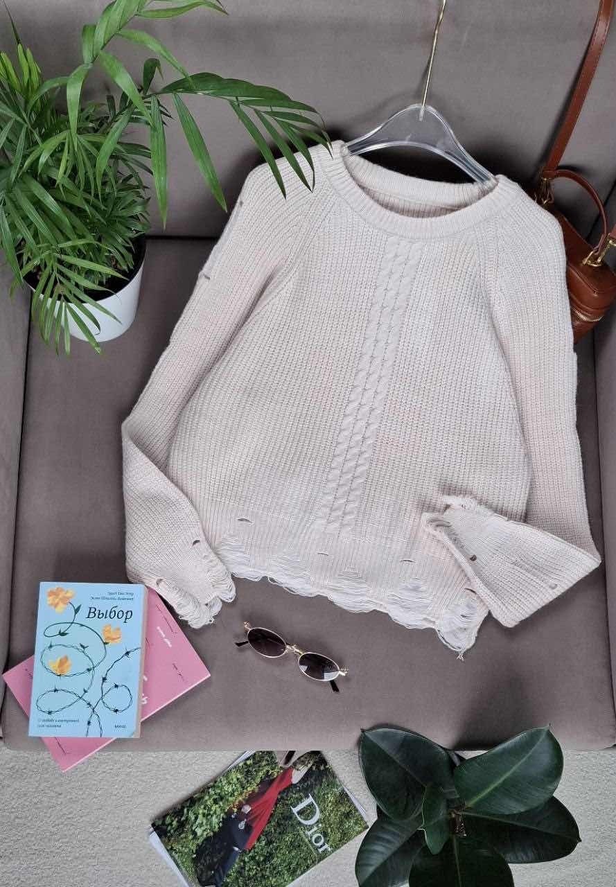 салатовый рваный свитер,вязаная дырявая кофта,рваные свитера,модные свитера,свитер с дырками