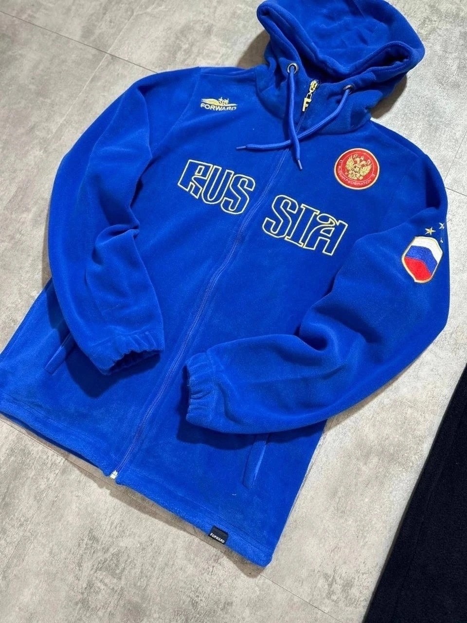 Мужская одежда