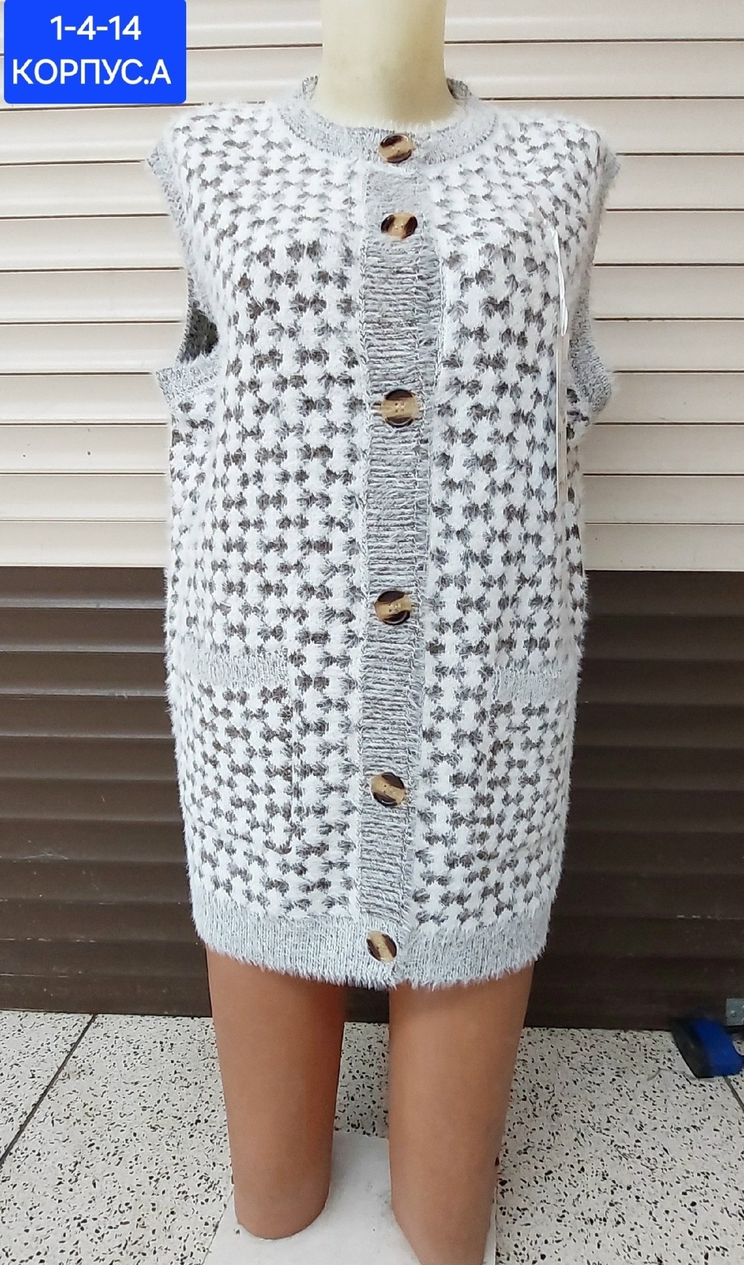 жилетка женская,вязаные жилеты,жилет женская вязаная,жилет,жилет женский