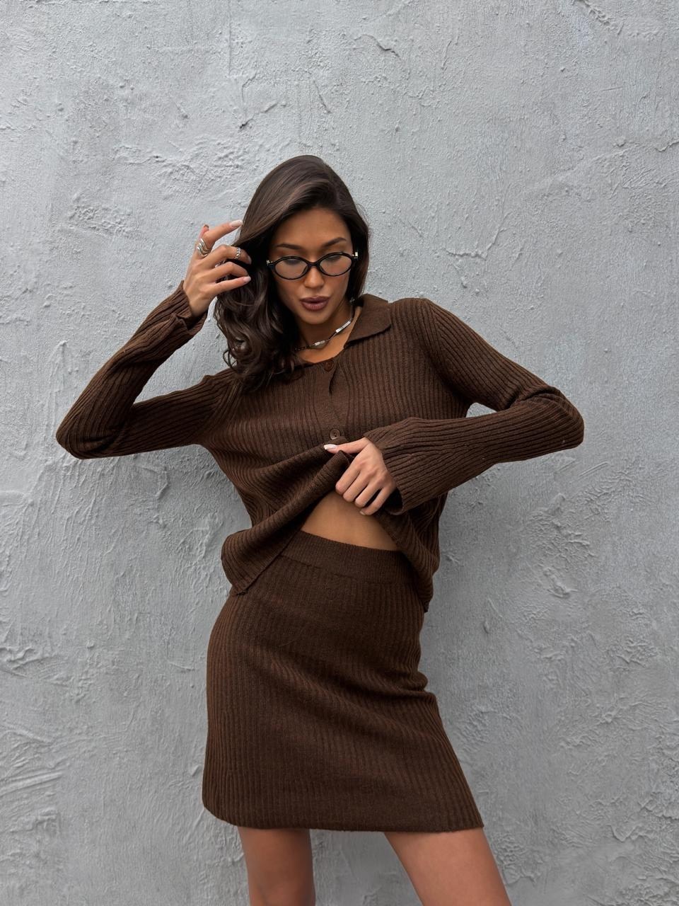 трикотажные костюмы,вязаный костюм с юбкой,вязаные костюмы,трикотажные костюмы с юбкой,женские костюмы с юбкой