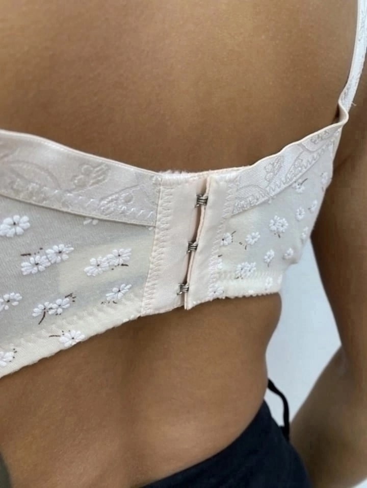 бюстгальтер,бюстгальтер женские,бюстье,бюстгальтер кружевное,женская нижнее белье