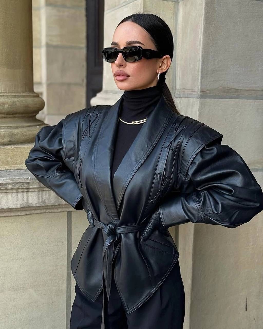 куртка кожаная женская,кожаная куртка,стильная куртка косуха,стильная куртка,куртка косуха из экокожи