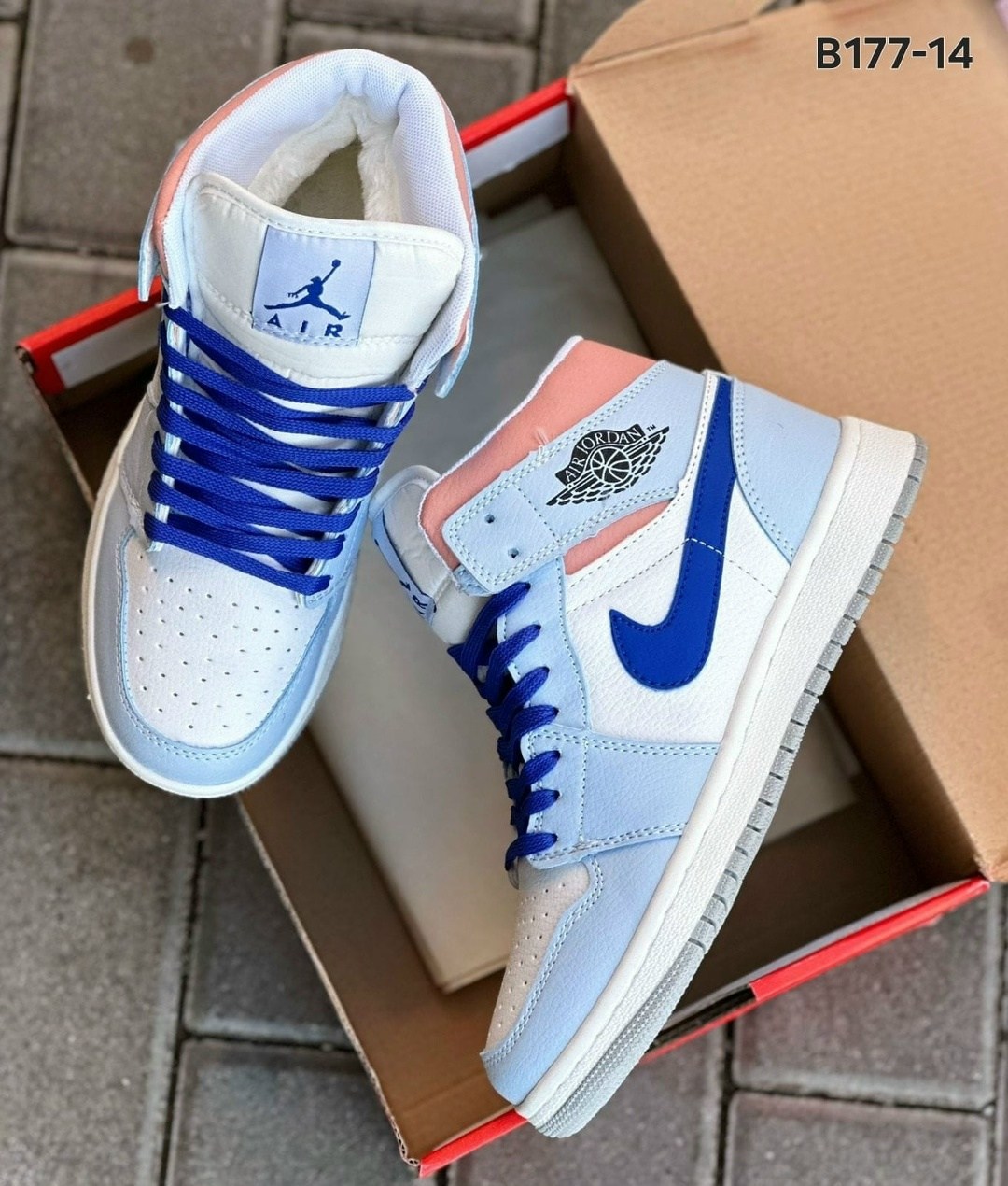 nike air jordan 1 mid,мужские кроссовки nike air jordan 1 retro high,кроссовки nike air jordan 1 retro high,кроссовки nike air jordan 1 retro high og,jordan 1 голубые