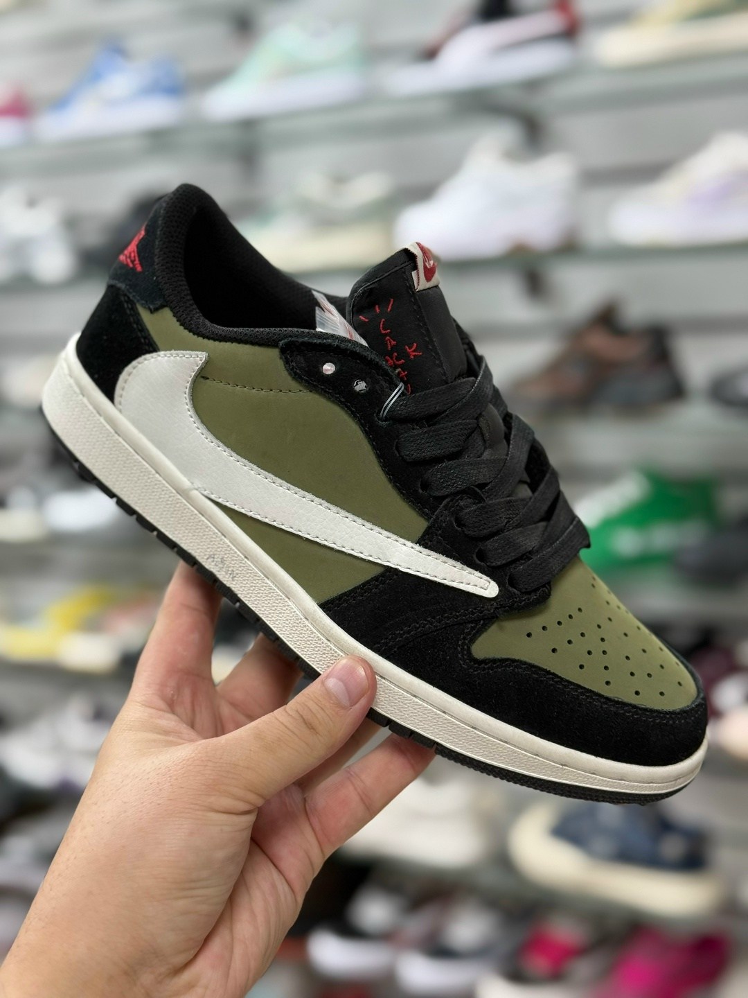 кроссовки nike travis scott x air jordan 1 low,nike air jordan 1 low travis scott,air jordan 1 low travis scott,кроссовки travis scott x air jordan 1 low,кроссовки air jordan 1 low og