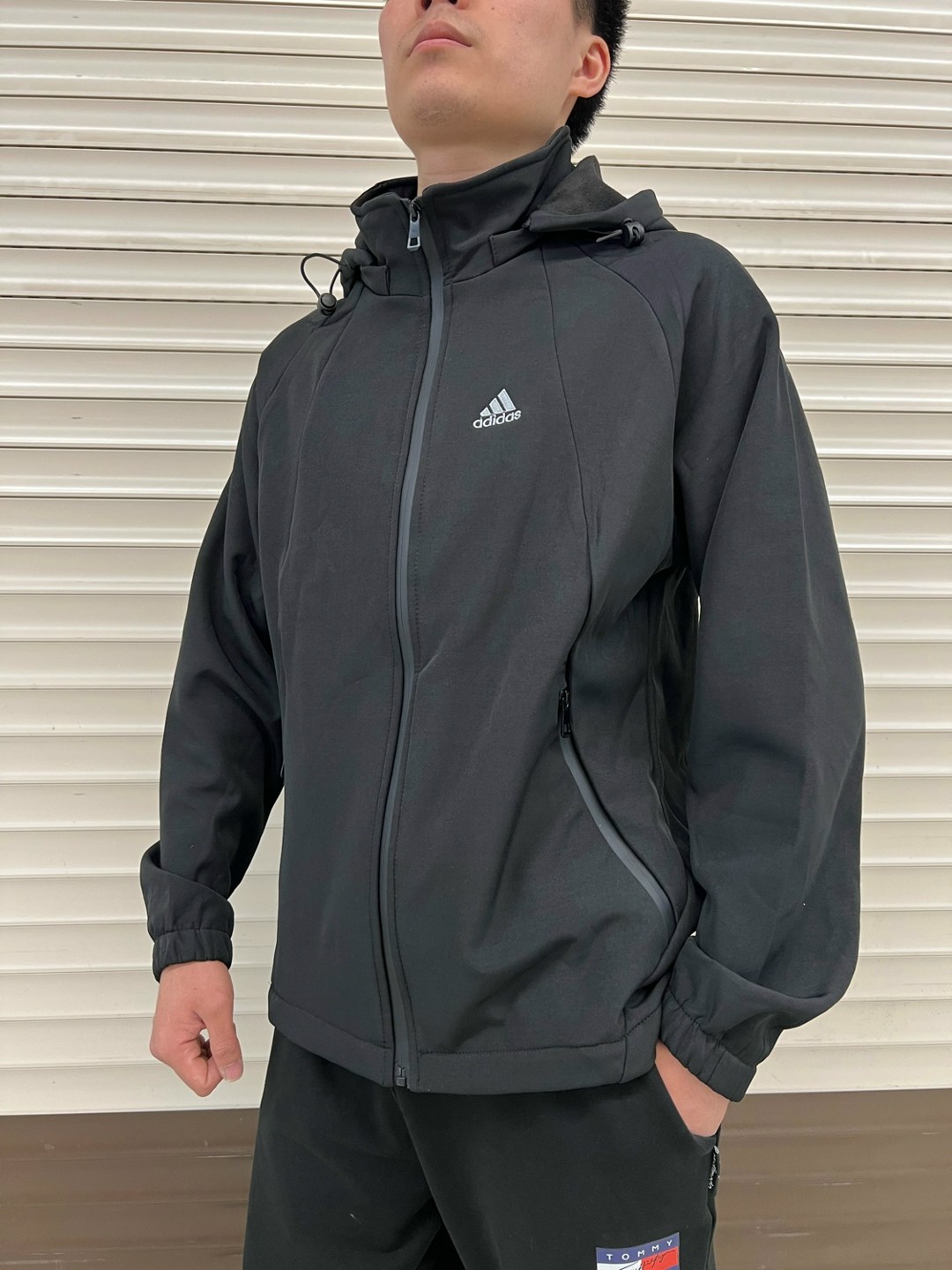 демисезонная куртка,куртка adidas мужская,куртка adidas,куртка спортивная