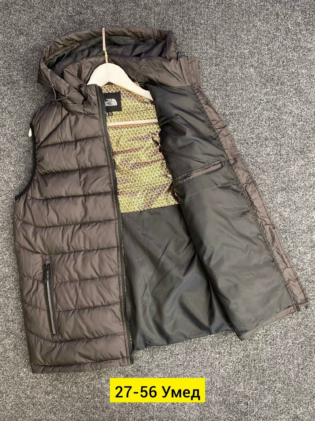 жилетка мужская,жилет мужской,жилетка,жилетка демисезонная,безрукавка мужская