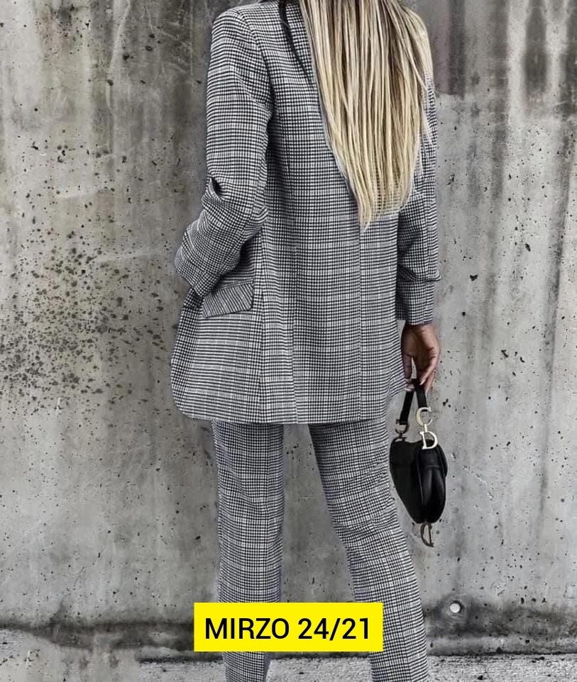 Женская одежда