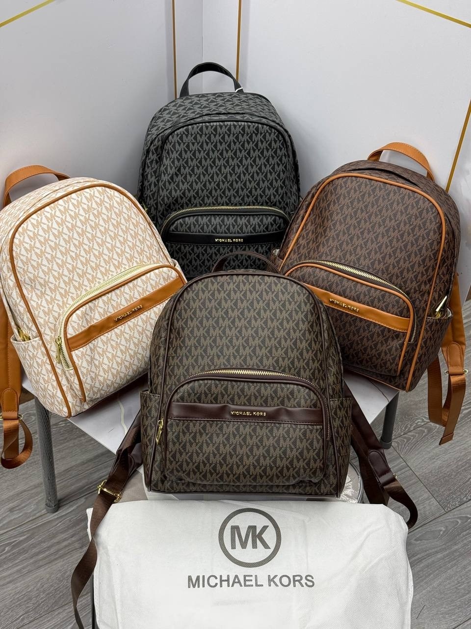 Женская одежда