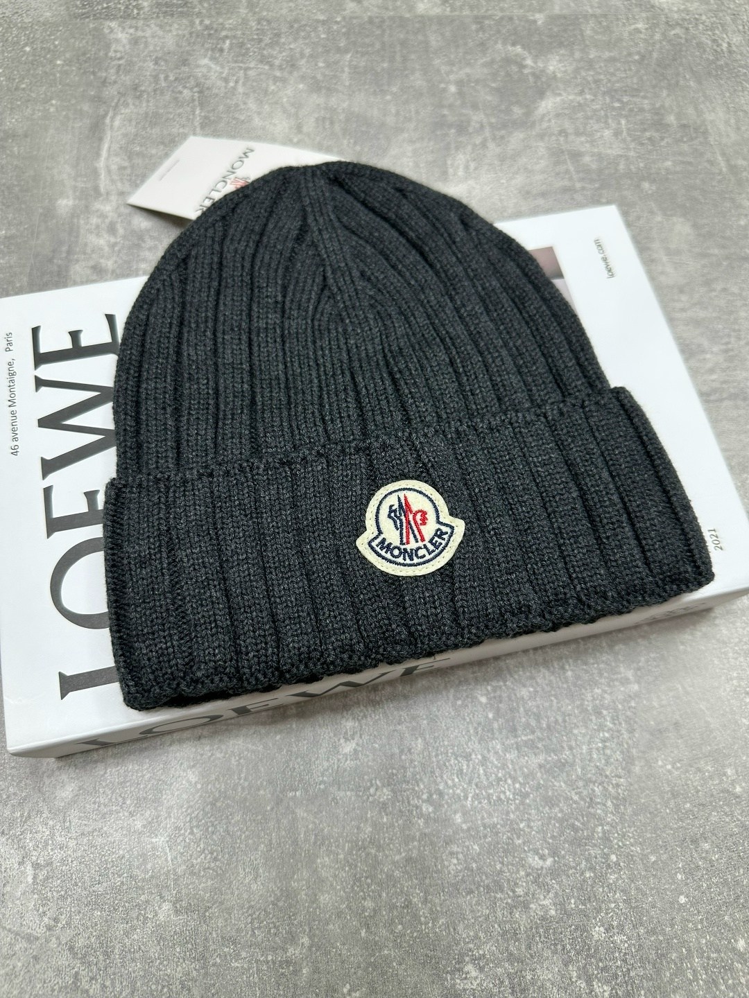 шапка moncler,монклер шапка,шапка moncler мужская,шапка монклер мужская,шерстяная шапка монклер