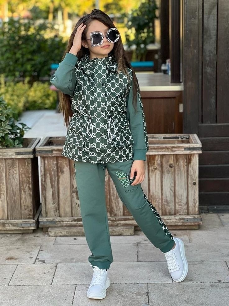 костюмы спортивные для девочки,стильный костюм тройка для девочек,стильные костюмы,костюм спортивный для девочек костюм,стильный детский костюм