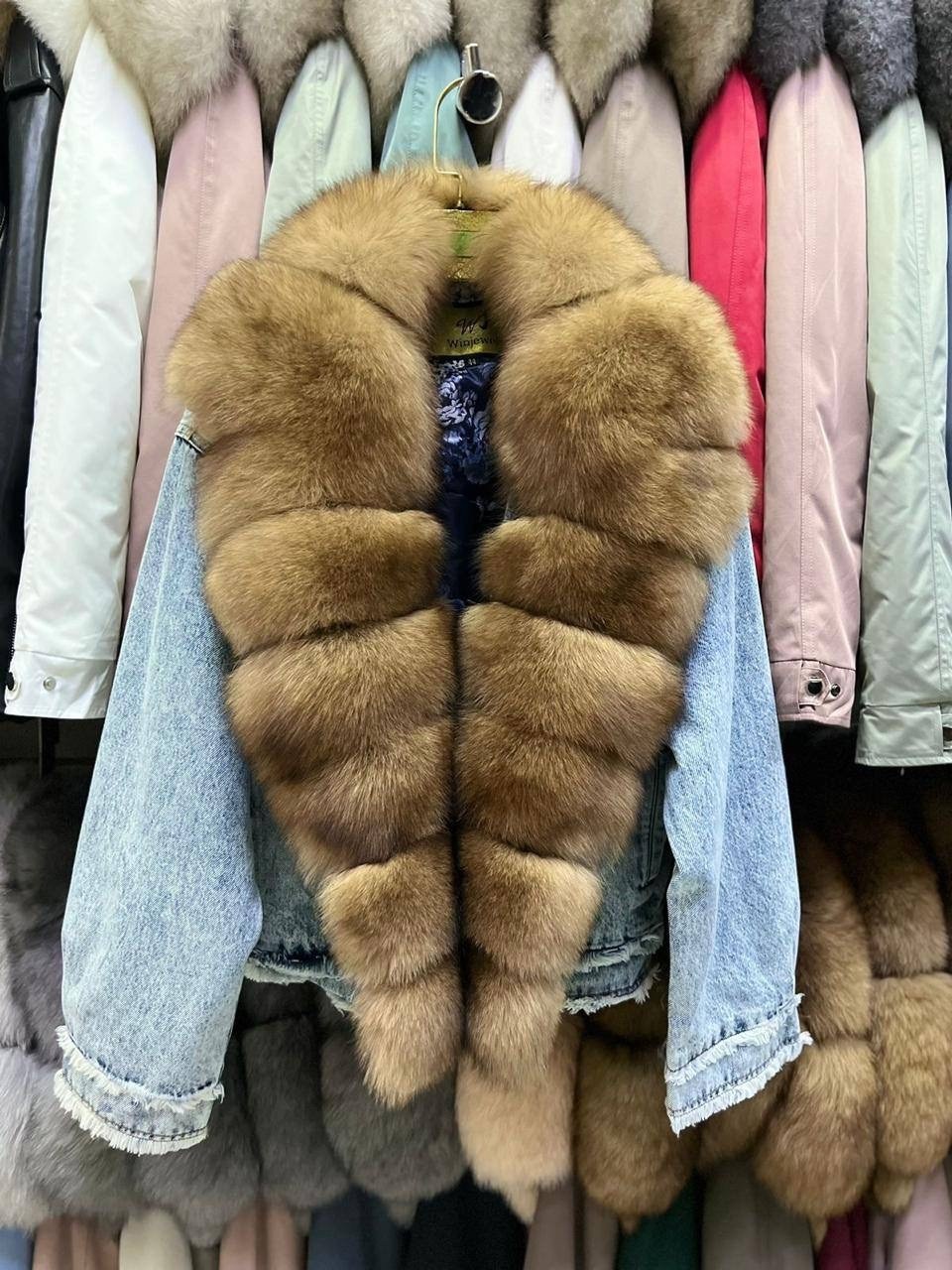 куртка с натуральным мехом песца,джинсовая куртка с мехом песца,мех песец,джинсовая куртка с мехом утепленная,джинсовка с мехом