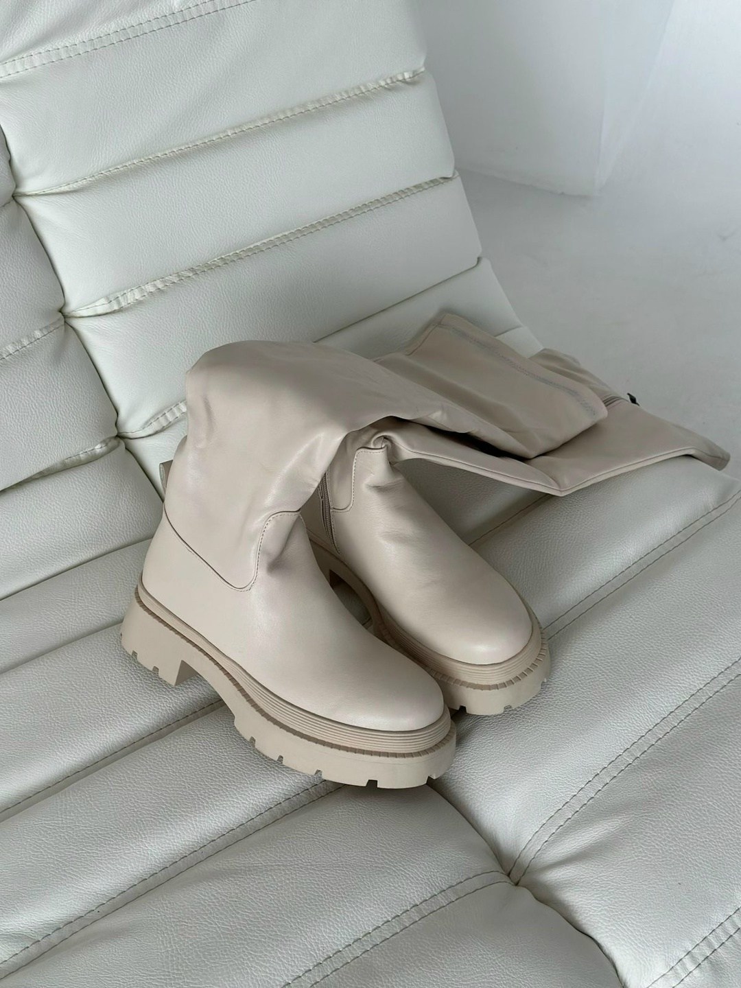 ботфорты женские,бежевые ботфорты,сапоги ботфорты,ботфорты чулки,демисезонные ботфорты