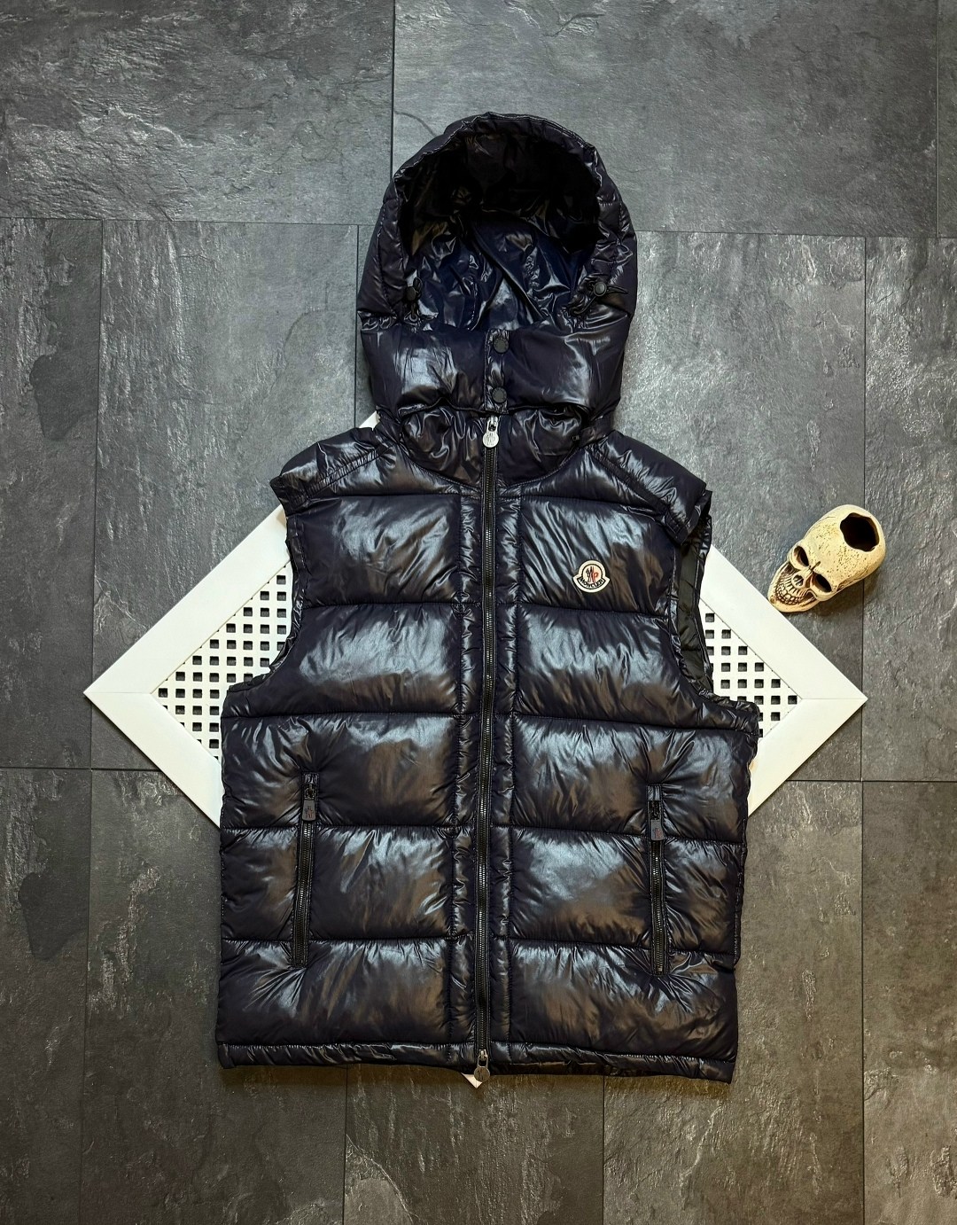 жилетка moncler мужская,жилетка moncler,жилет moncler,жилетка монклер оригинал,монклер жилетка