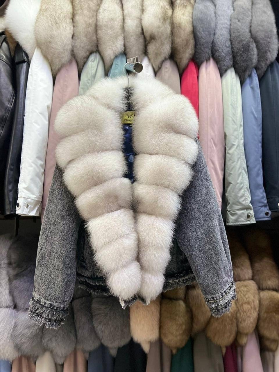 куртка с натуральным мехом песца,джинсовая куртка с мехом песца,мех песец,джинсовая куртка с мехом утепленная,джинсовка с мехом