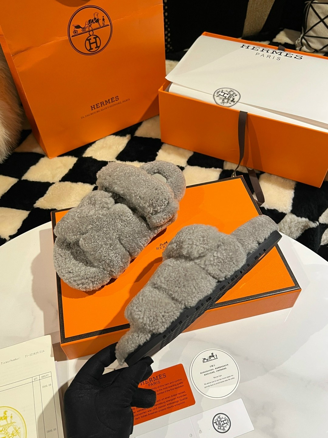 тапочки хермес женские,,модные тапочки,шлепки меховые hermes,тапочки hermes