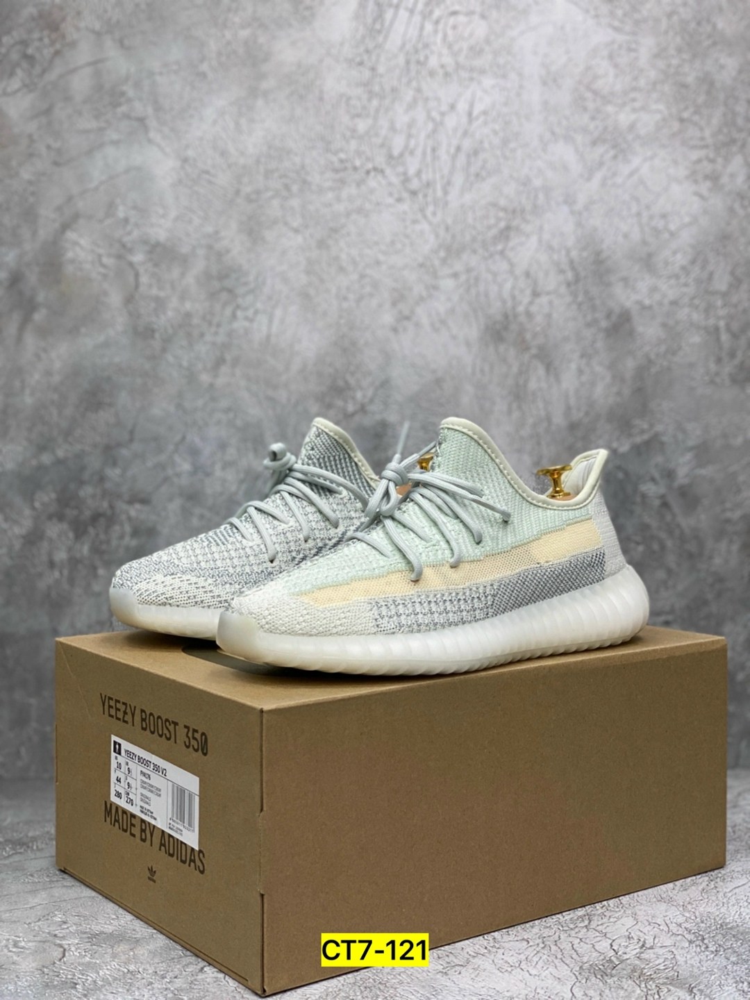 кроссовки adidas yeezy boost 350,adidas yeezy boost 350 v 2,adidas yeezy boost 350,кроссовки adidas yeezy 350 boost v2 triple white,кроссовки adidas yeezy boost