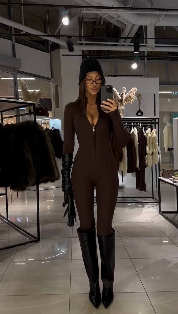 элегантные комбинезоны,женские комбинезоны,женский комбинезон с длинными рукавами,женский облегающий комбинезон с длинными рукавами,комбинезон с длинными рукавами