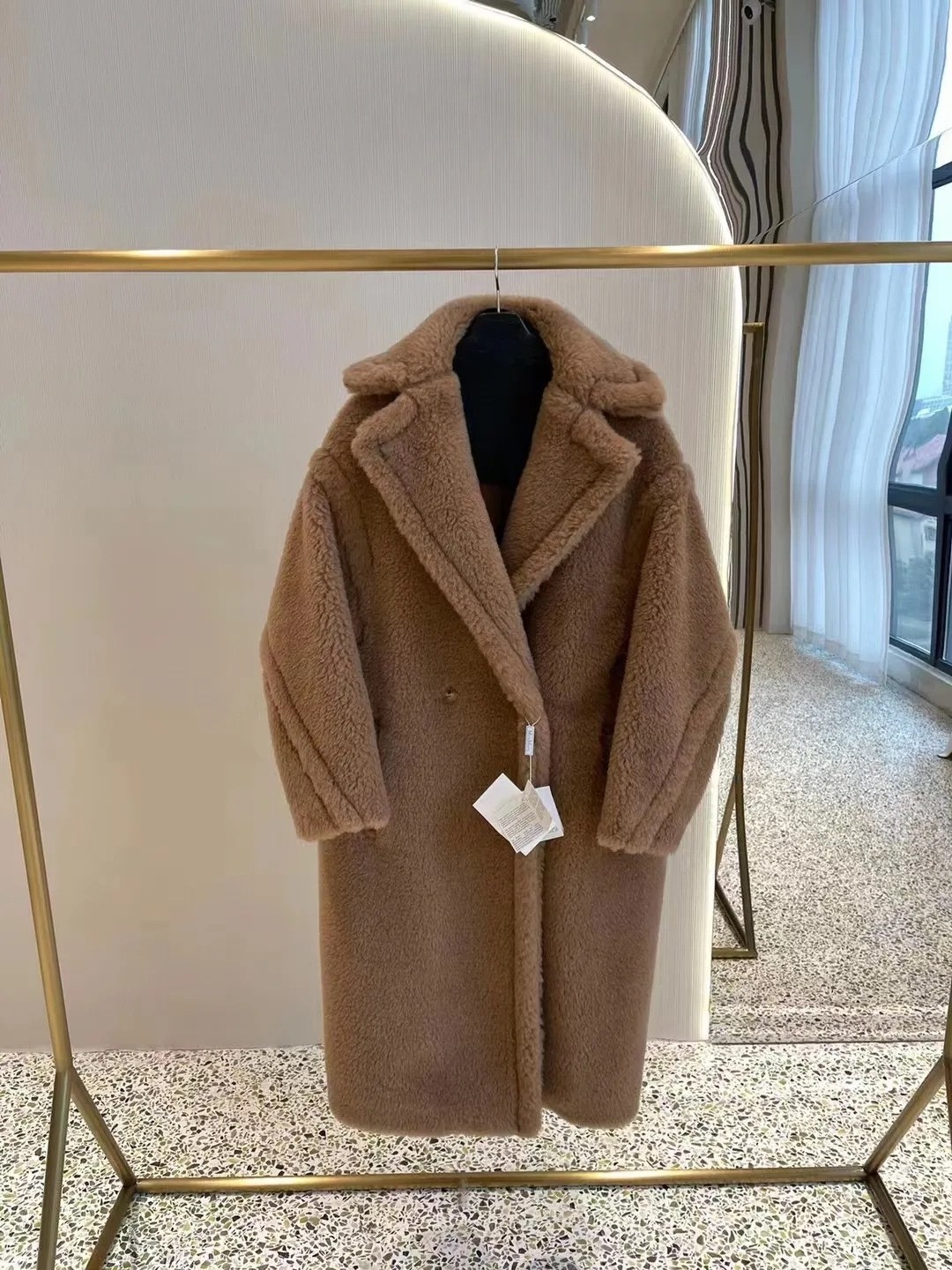 пальто из искусственного меха,плюшевое пальто,модное пальто,шерстяное пальто,теплое пальто