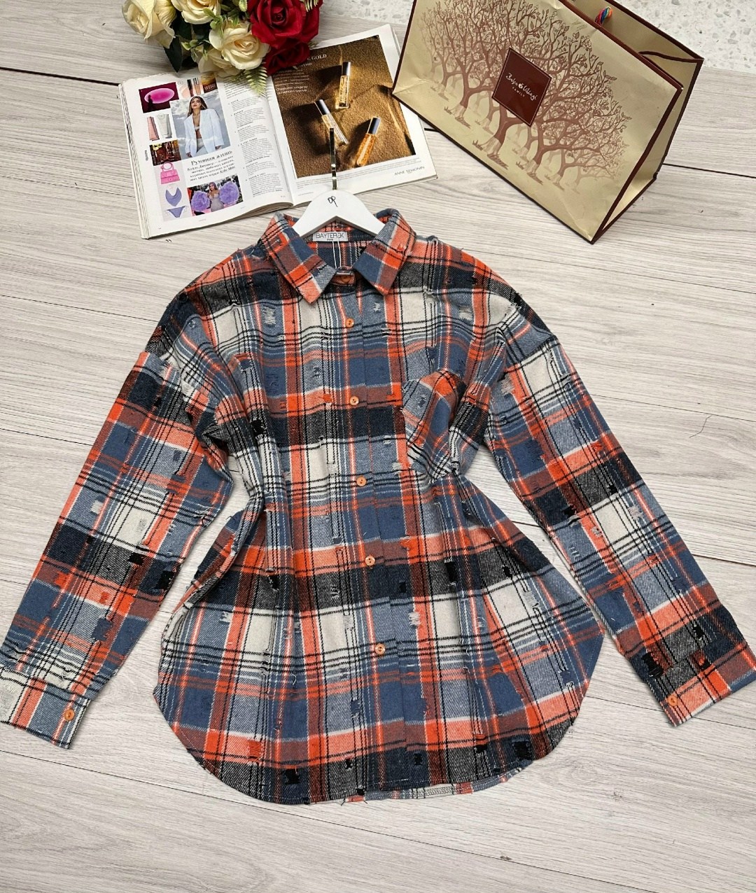 женская рубашка в клетку,рубашка в клетку,рубашка женская,,женские джинсы