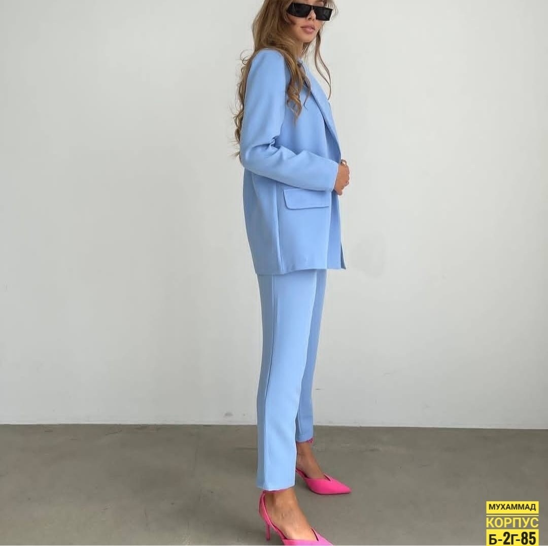 костюм брючный женский классический,женские костюмы,женский костюм с брюками,голубой брючный костюм женский,брючные костюмы женские
