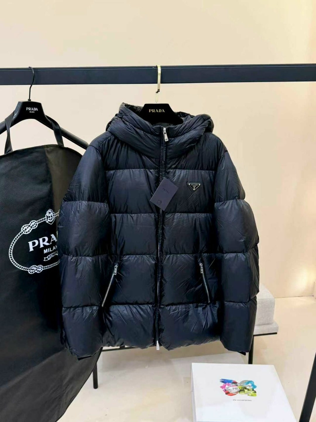 пуховик prada,куртка пуховик,куртка,пуховик прада,куртка прада