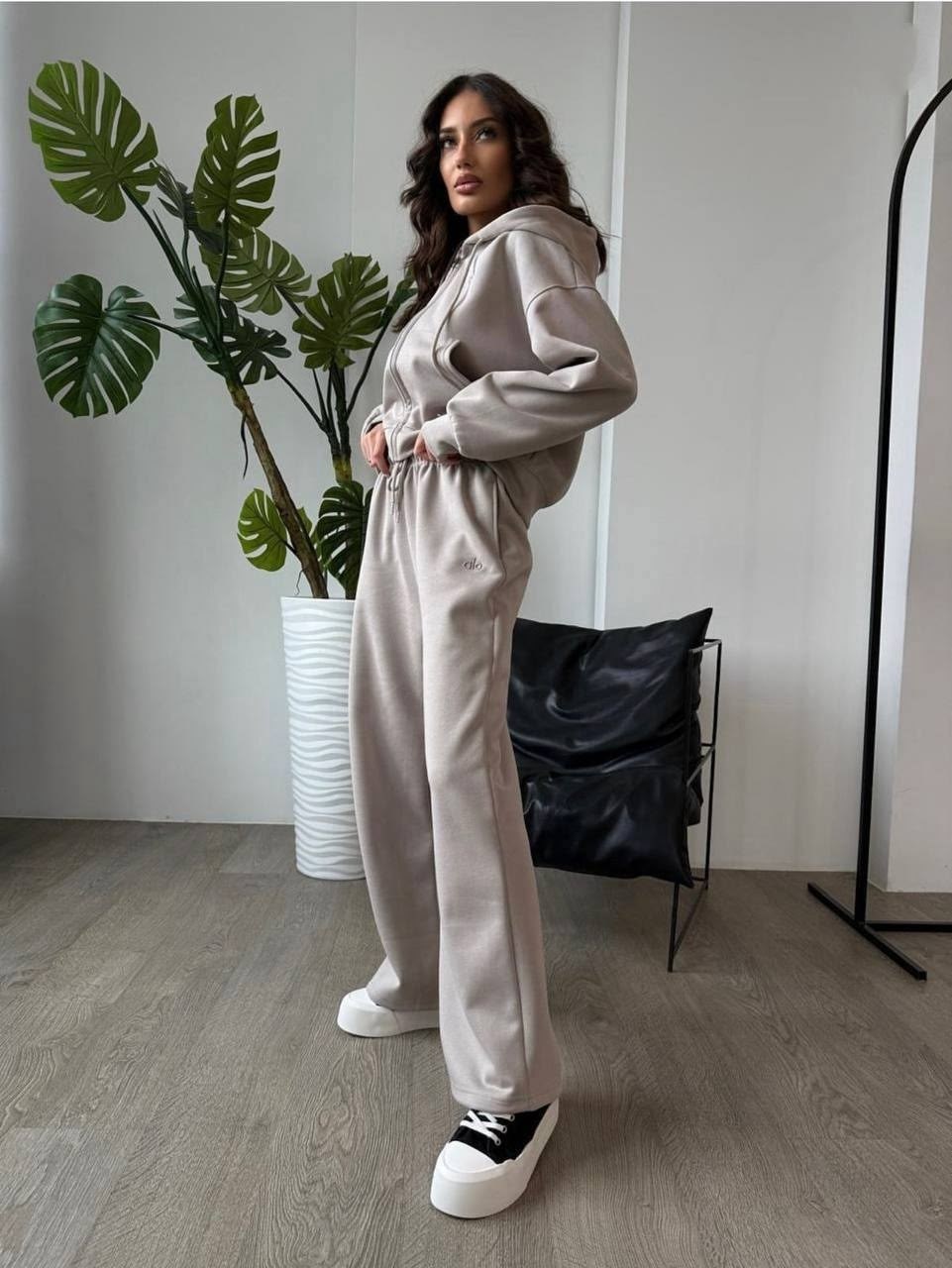 костюмы спортивные женский,спортивные костюм,костюм женский на флисе,костюм на флисе,трикотажные костюмы