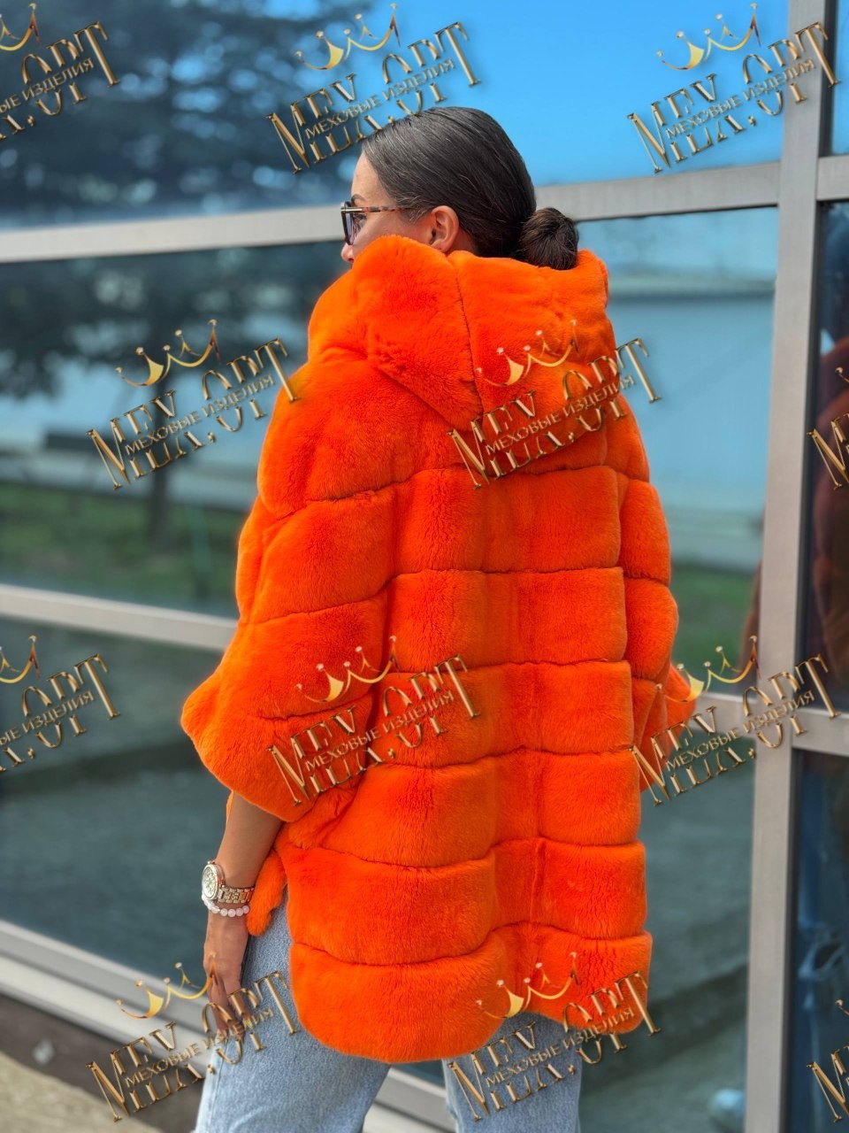 оранжевая шуба,женская шуба,модная шуба,шубка,меховая куртка