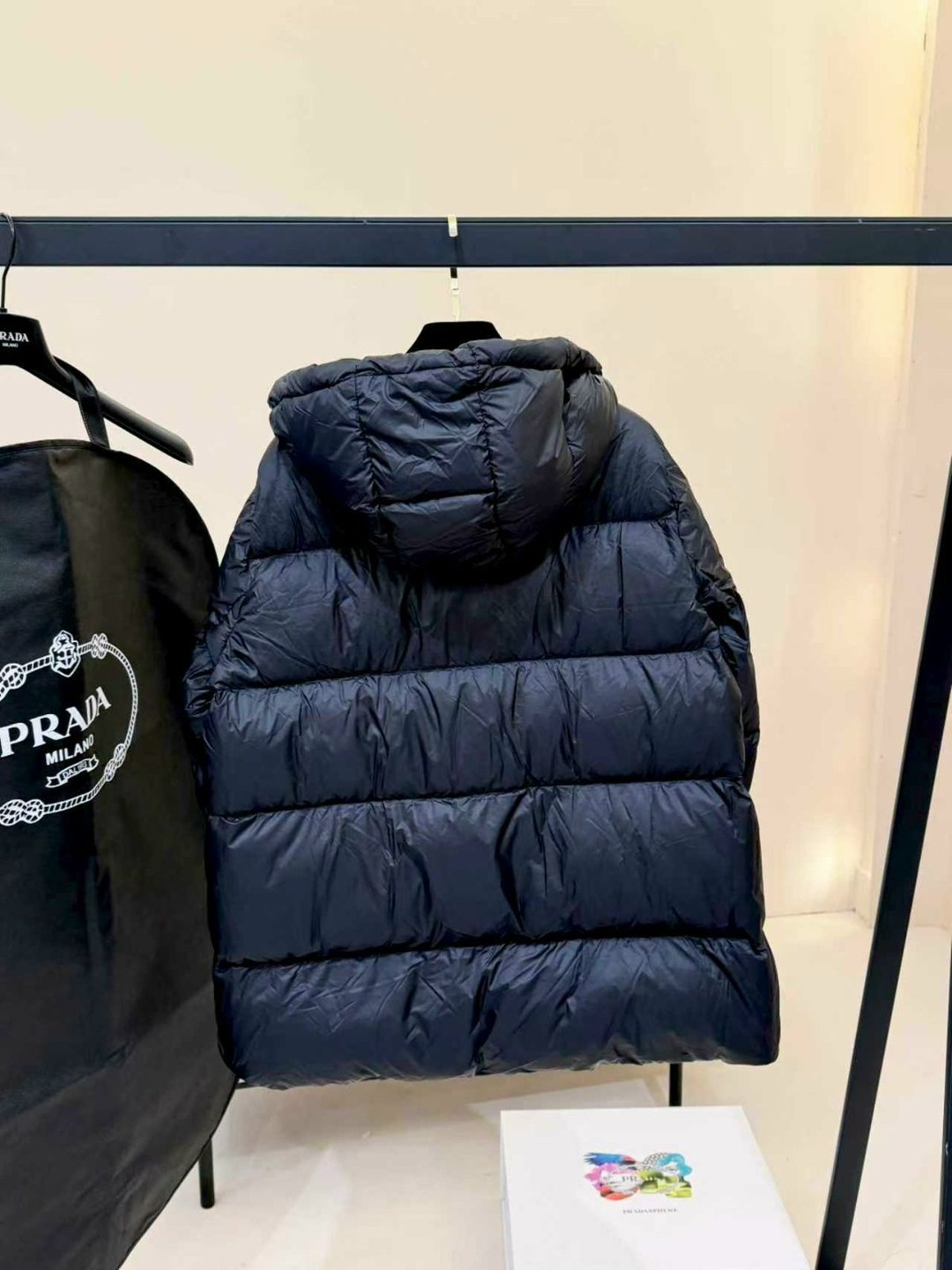 пуховик prada,куртка пуховик,куртка,пуховик прада,куртка прада