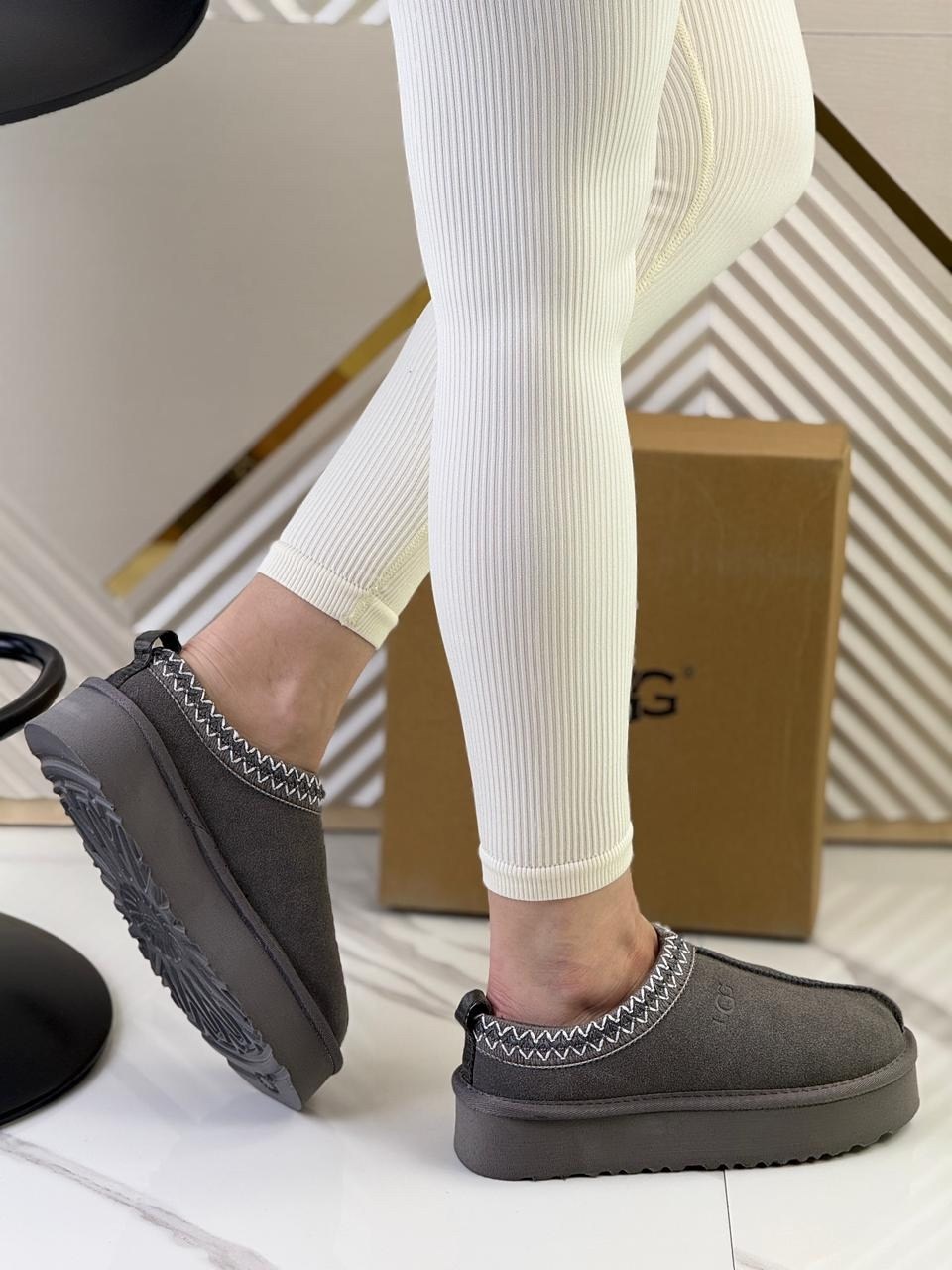 угги женские ugg,угги женские,,угги тапки,модные тапочки