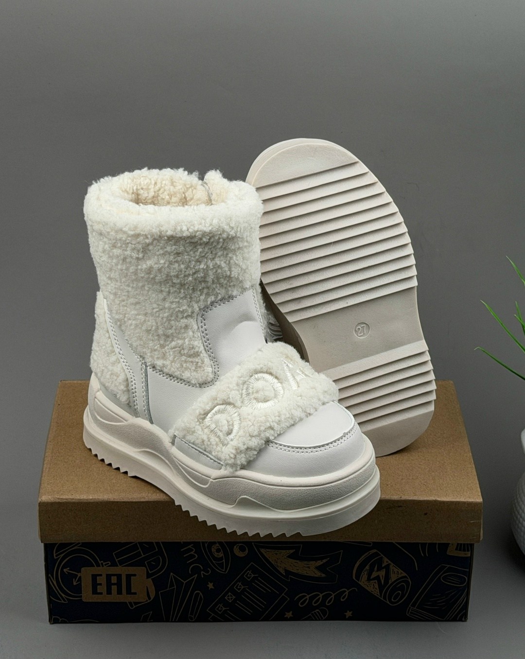 ,зимняя женская ,женские угги,зимняя ,ботинка женские зимние