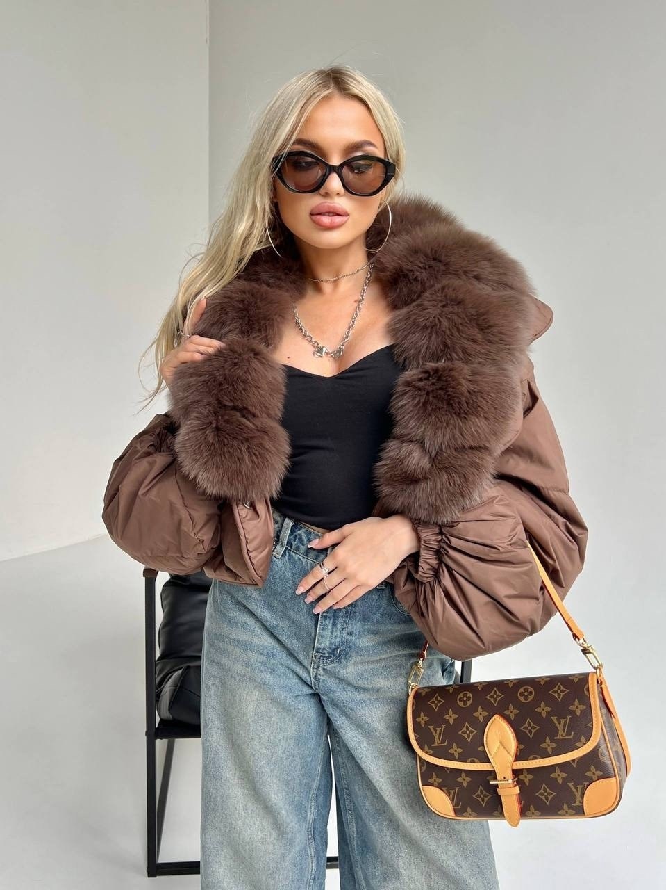 короткий пуховик,пуховики с мехом,зимние куртки,куртка мех,стильная куртка