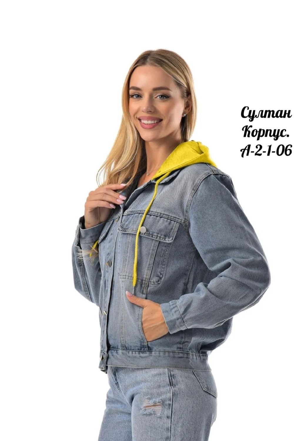 джинсовая женская куртка,джинсовая куртка,джинсовая куртка с капюшоном,модные джинсовые куртки,женская джинсовая куртка с капюшоном