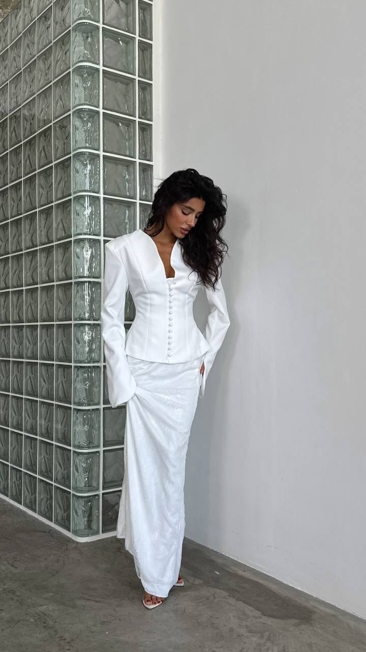 свадебная мода,свадебное костюм,элегантное свадебное платье,белый костюм женский,свадебная платье