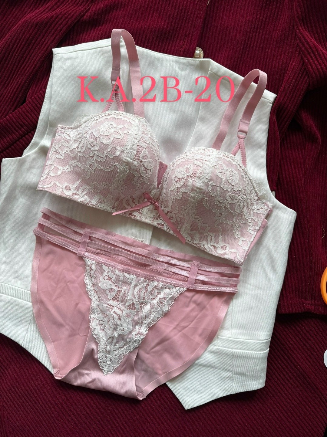 женский комплект нижнего белья,нижнего белья комплект,женская нижнее белье,женские комплекты белья,комплект нижнего белья белый