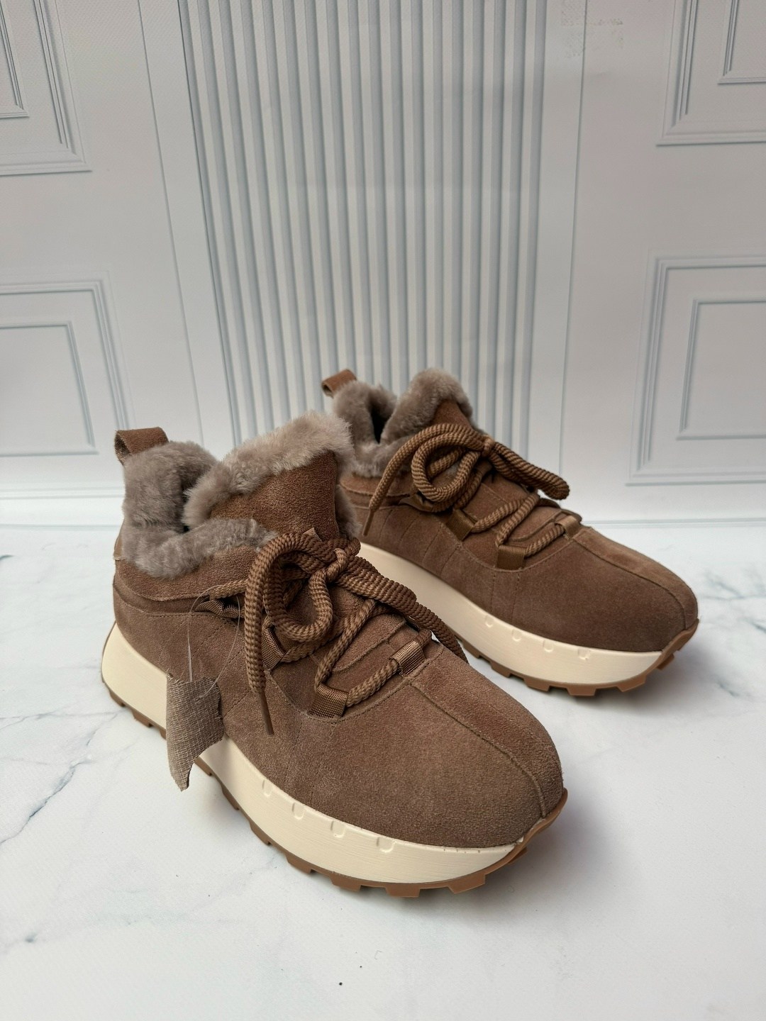 ,женские кроссовки,зимние кроссовки,теплые кроссовки,зимние кроссовки женские