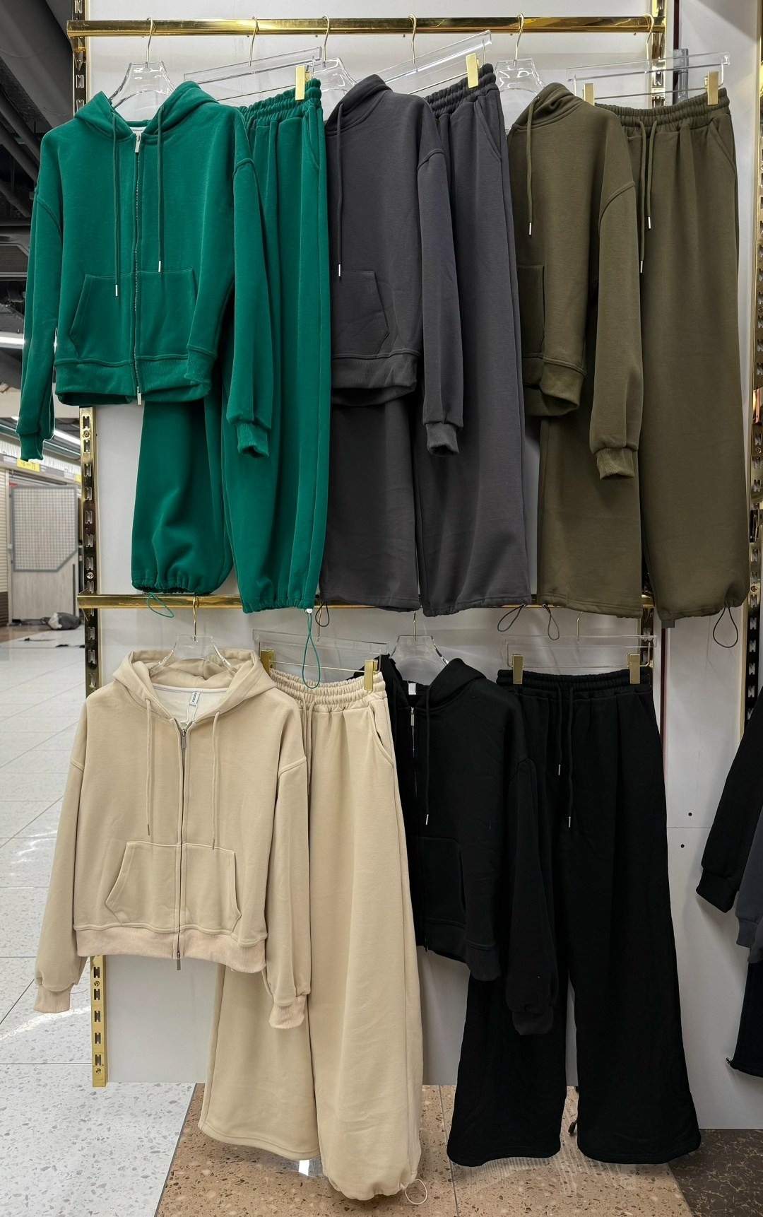 спортивные костюм,спортивные костюмы женские,костюмы комплекты,костюм женский на флисе,cпортивный костюм женский на флисе