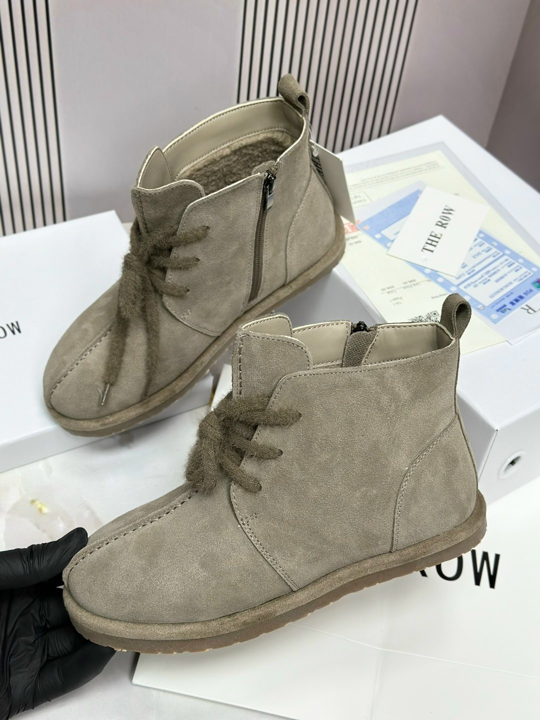 ,женская  зимняя,угги женские,женская ,ботинка