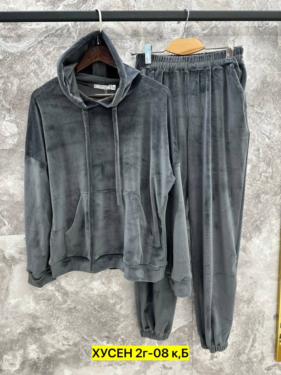 cпортивный костюм велюровый,велюровые костюмы,костюм велюр,женский велюровый костюм,велюровый спортивный костюм женски