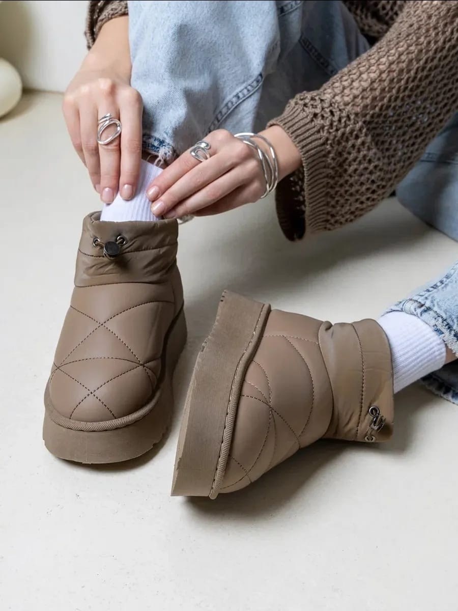 угги женские,угги дутики зимние короткие на высокой подошве,,дутики женские,угги женские зимние