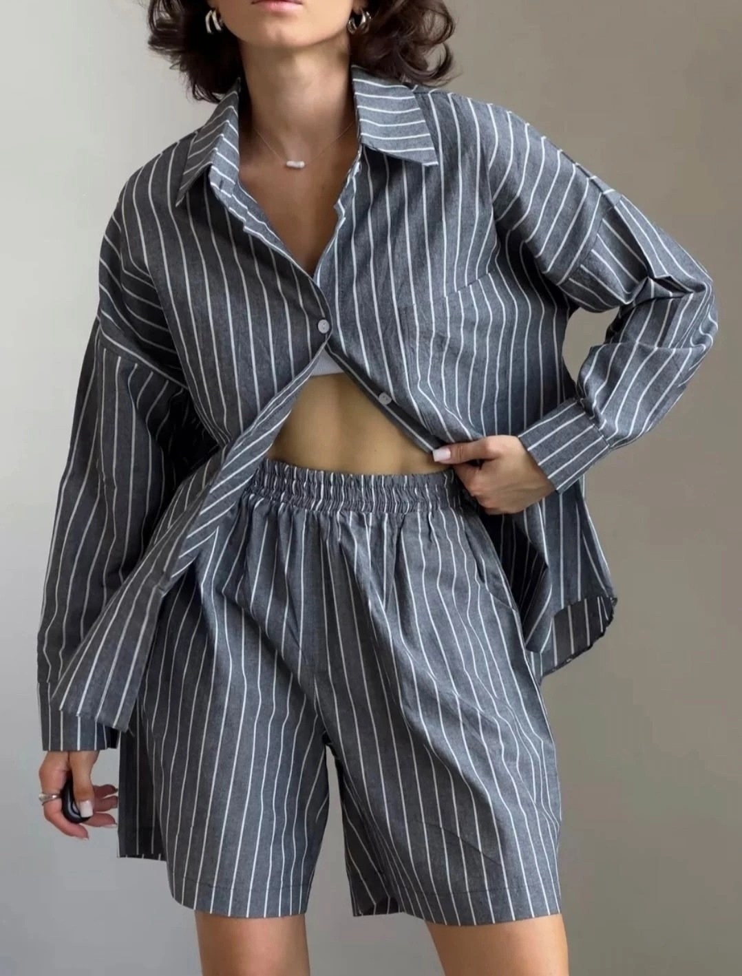 костюмы с шортами,костюм с шортами и рубашкой летний,летние костюмы,костюм в полоску,костюм шорты рубашка