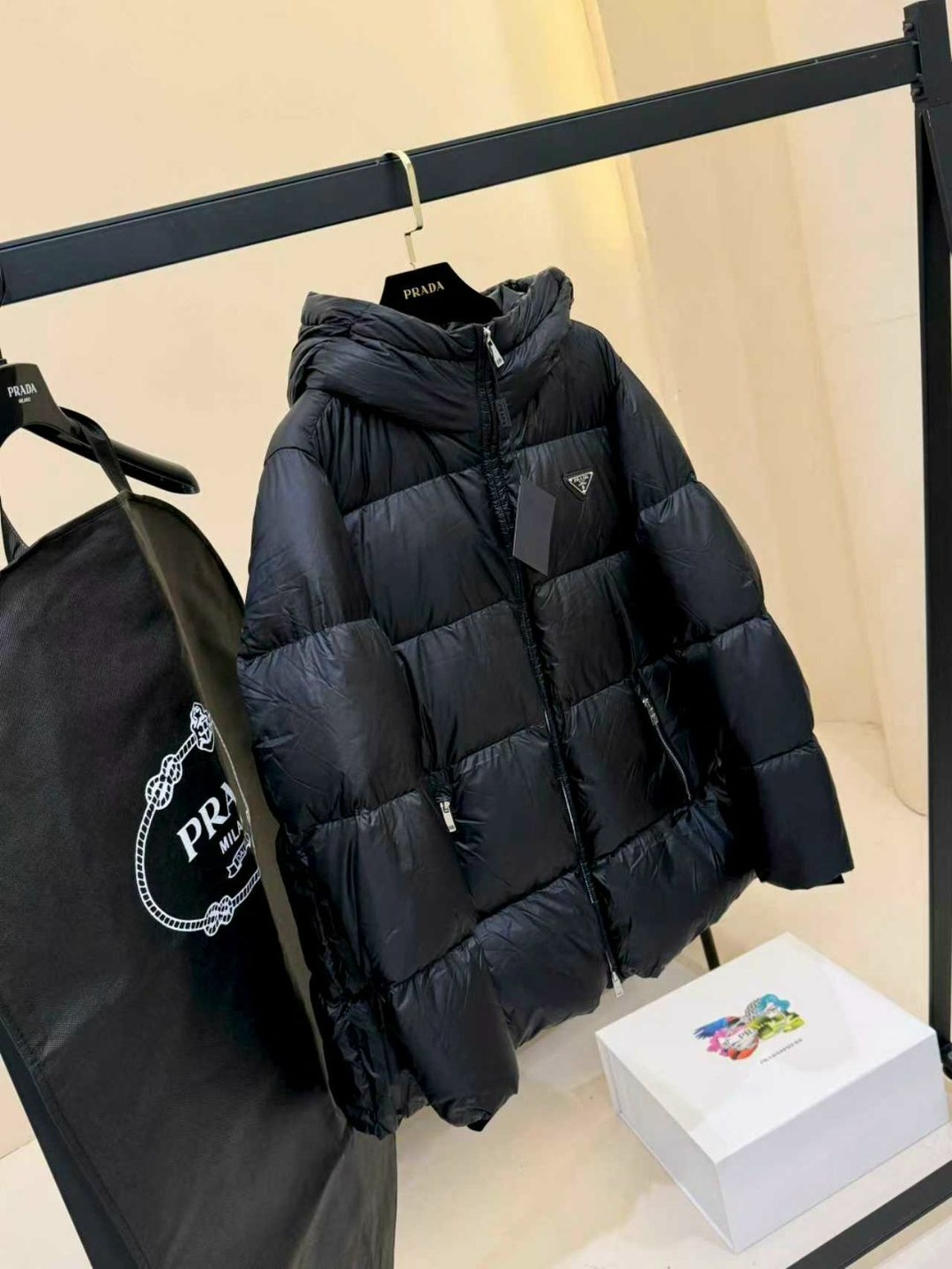 пуховик prada,куртка пуховик,куртка,пуховик прада,куртка прада