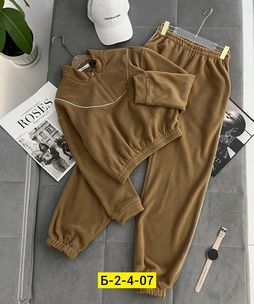 костюм на флисе,костюм женский на флисе,костюмы спортивные женские,спортивные костюмы,флисовые костюмы