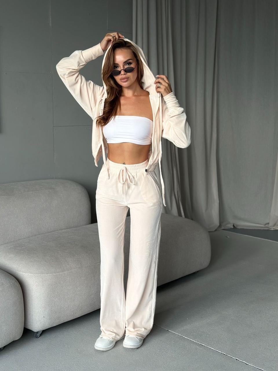 костюм брючный велюровый,костюм велюровый женский,велюровый спортивный костюм женски,костюмы спортивные велюровые,велюровые костюмы