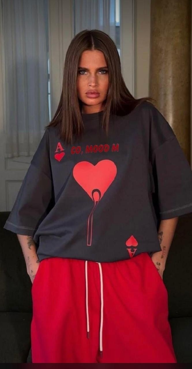 стильные костюмы,костюм двойка,костюм с принтом,футболка оверсайз