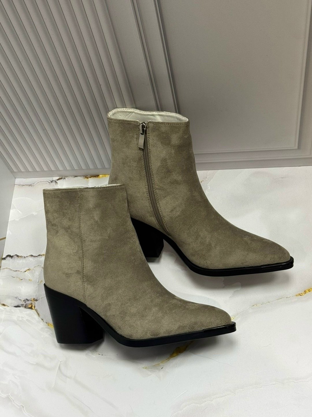 ,женская ,ботильоны женские,полусапоги,ботильоны казаки