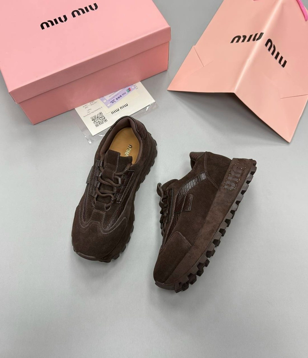 ,женские кроссовки,кроссовки коричневые женские, женская,замшевые кроссовки