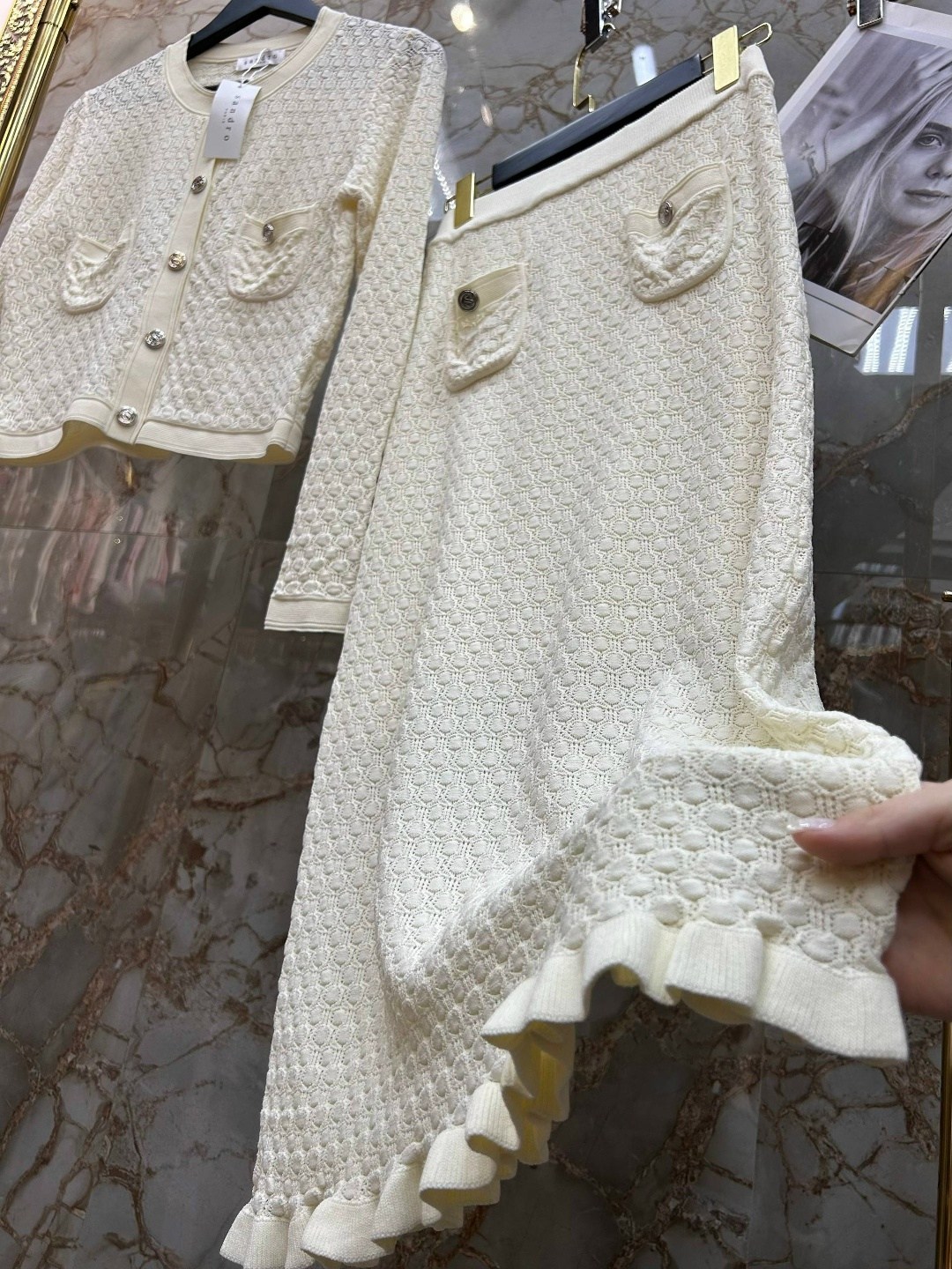 твидовый костюм с юбкой,вязаные костюмы,костюмы в стиле шанель,твидовые костюмы,вязаные кардиганы